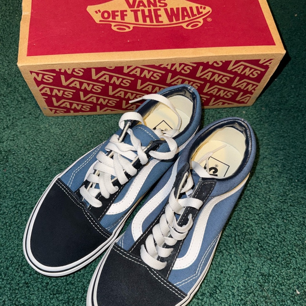 Vans Old Skool Lace-Up Sneakers  Blue Women 6 / Men 4.5